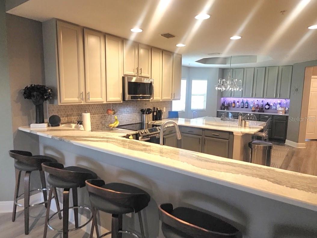 Image 18 of 33 For 7194 Key Haven Road 206