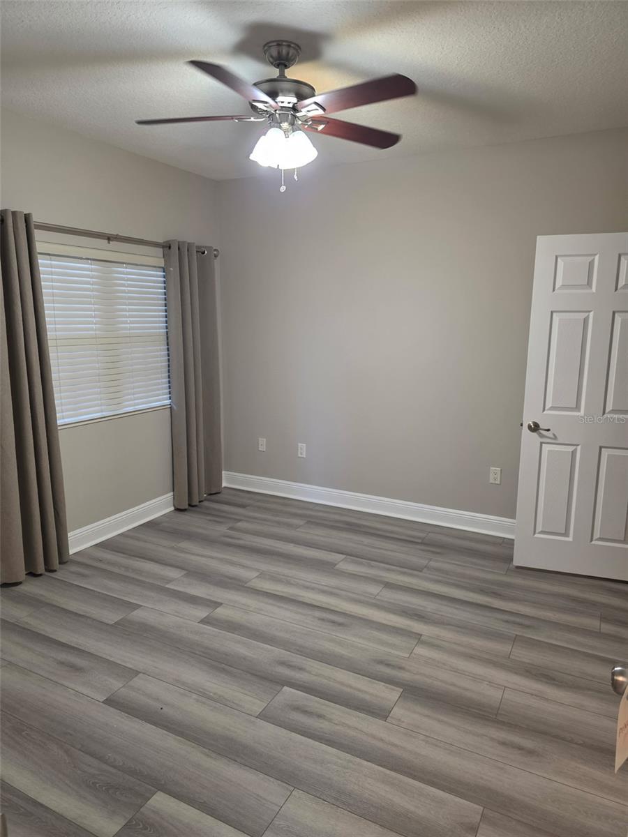 Image 27 of 33 For 7194 Key Haven Road 206