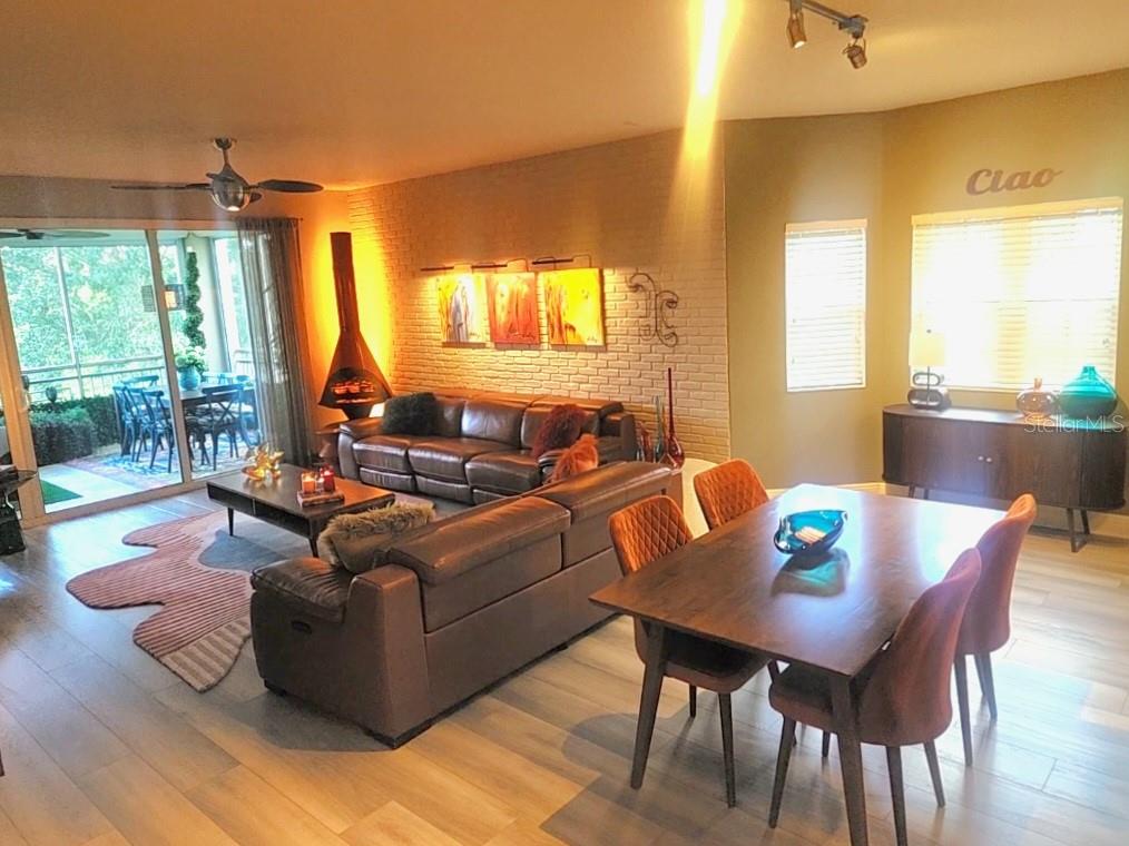 Image 6 of 33 For 7194 Key Haven Road 206