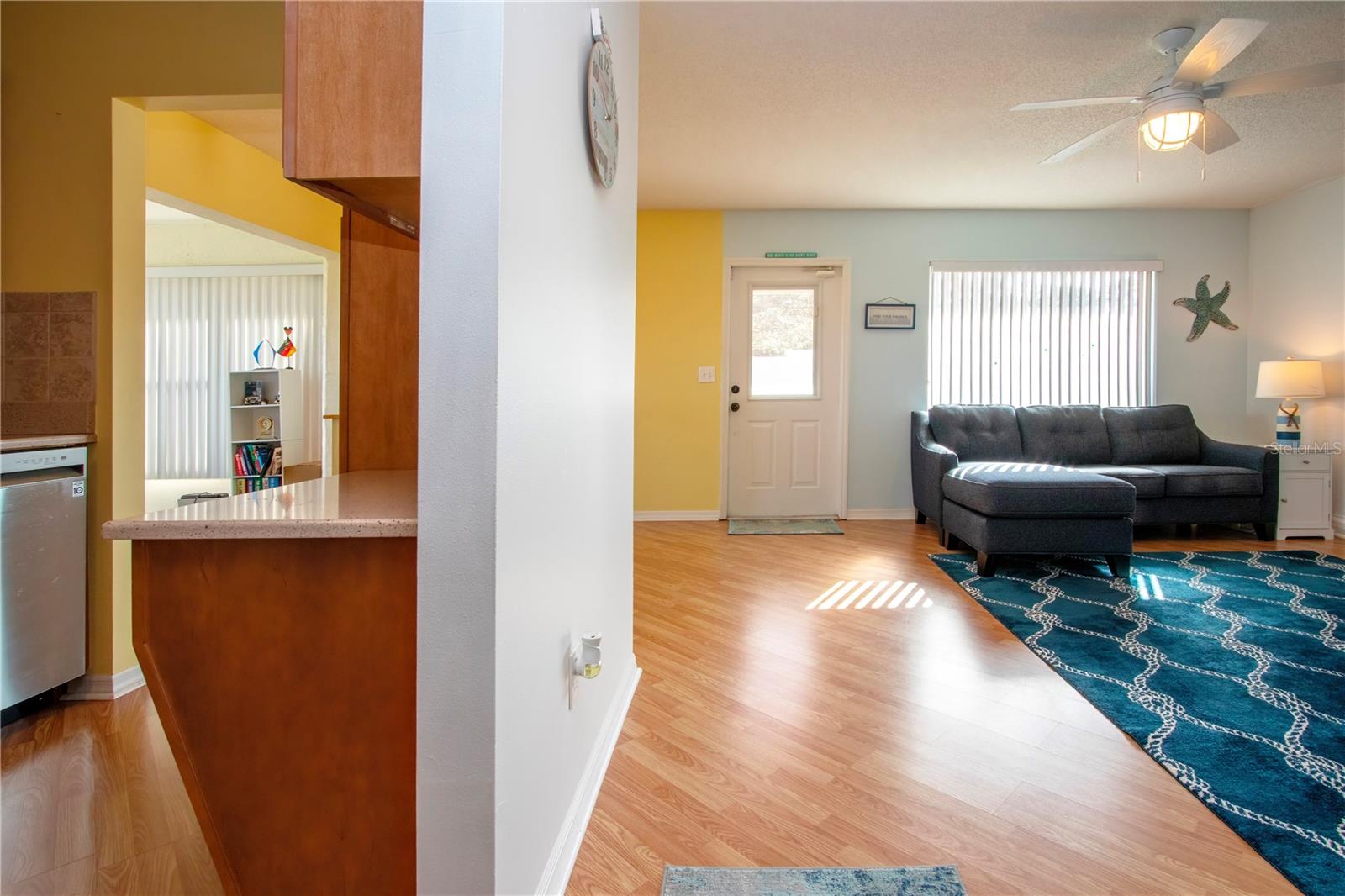 Image 16 of 49 For 1804 Foxhunt Drive B