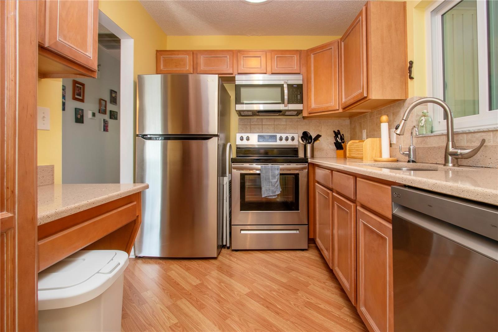 Image 3 of 49 For 1804 Foxhunt Drive B