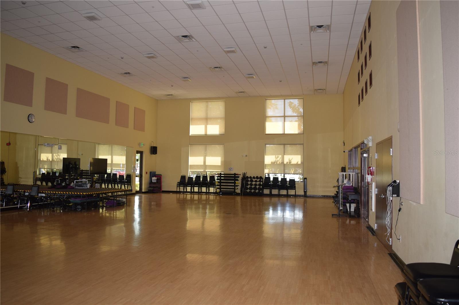 Image 36 of 49 For 1804 Foxhunt Drive B