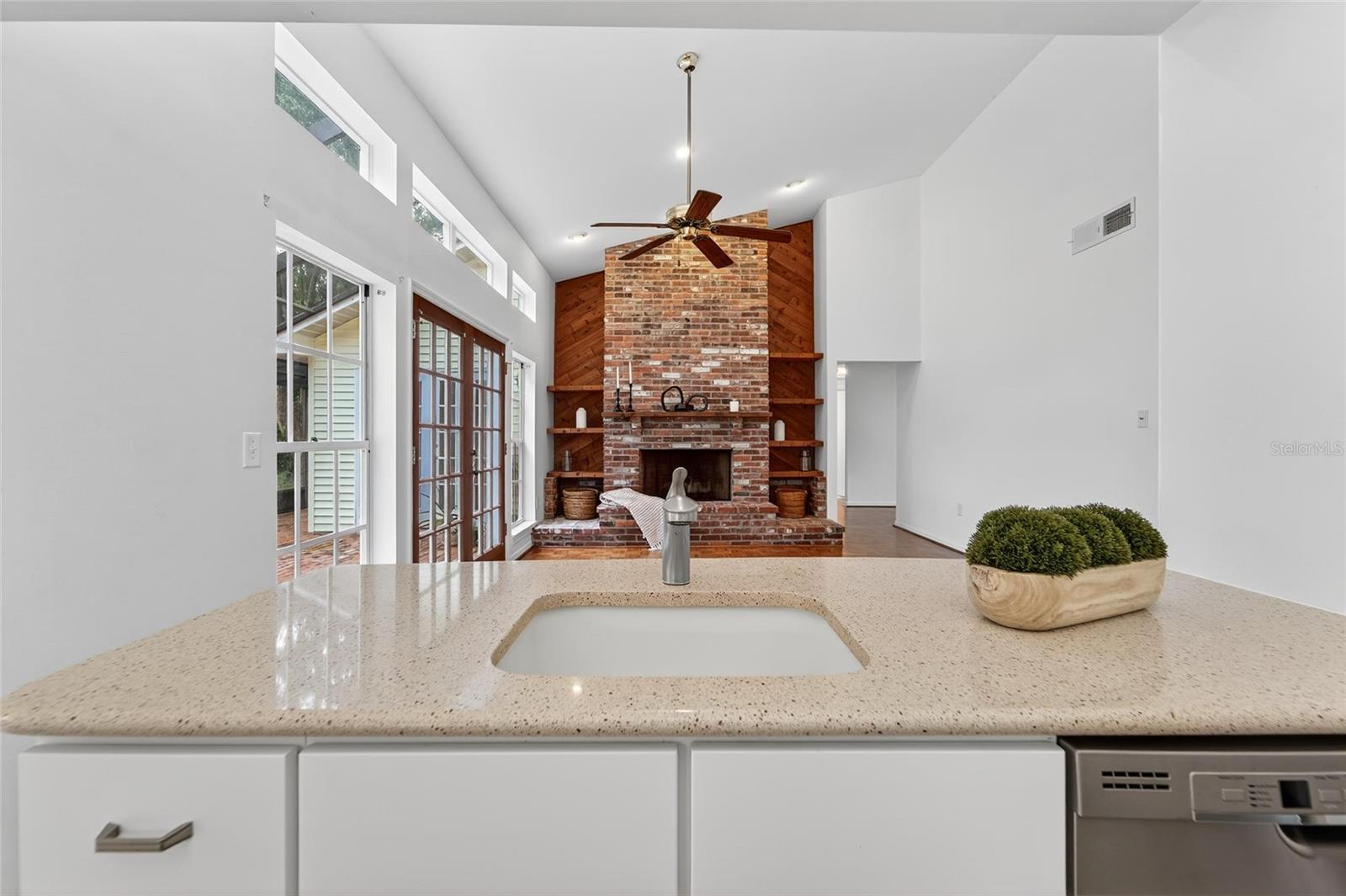 Image 22 of 100 For 2873 Sea Pines Circle W