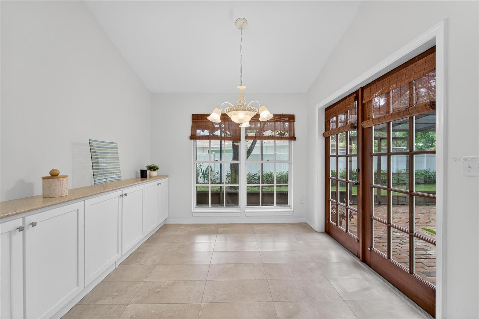 Image 23 of 100 For 2873 Sea Pines Circle W