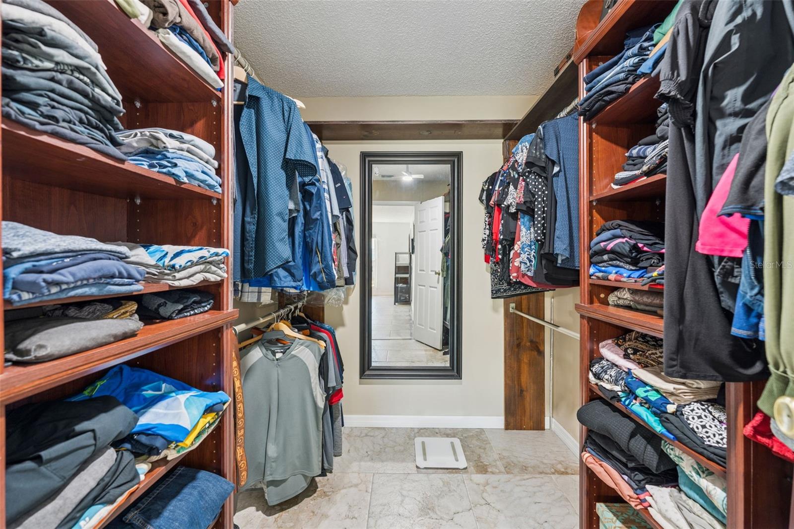 Image 19 of 39 For 5816 Silver Moon Avenue