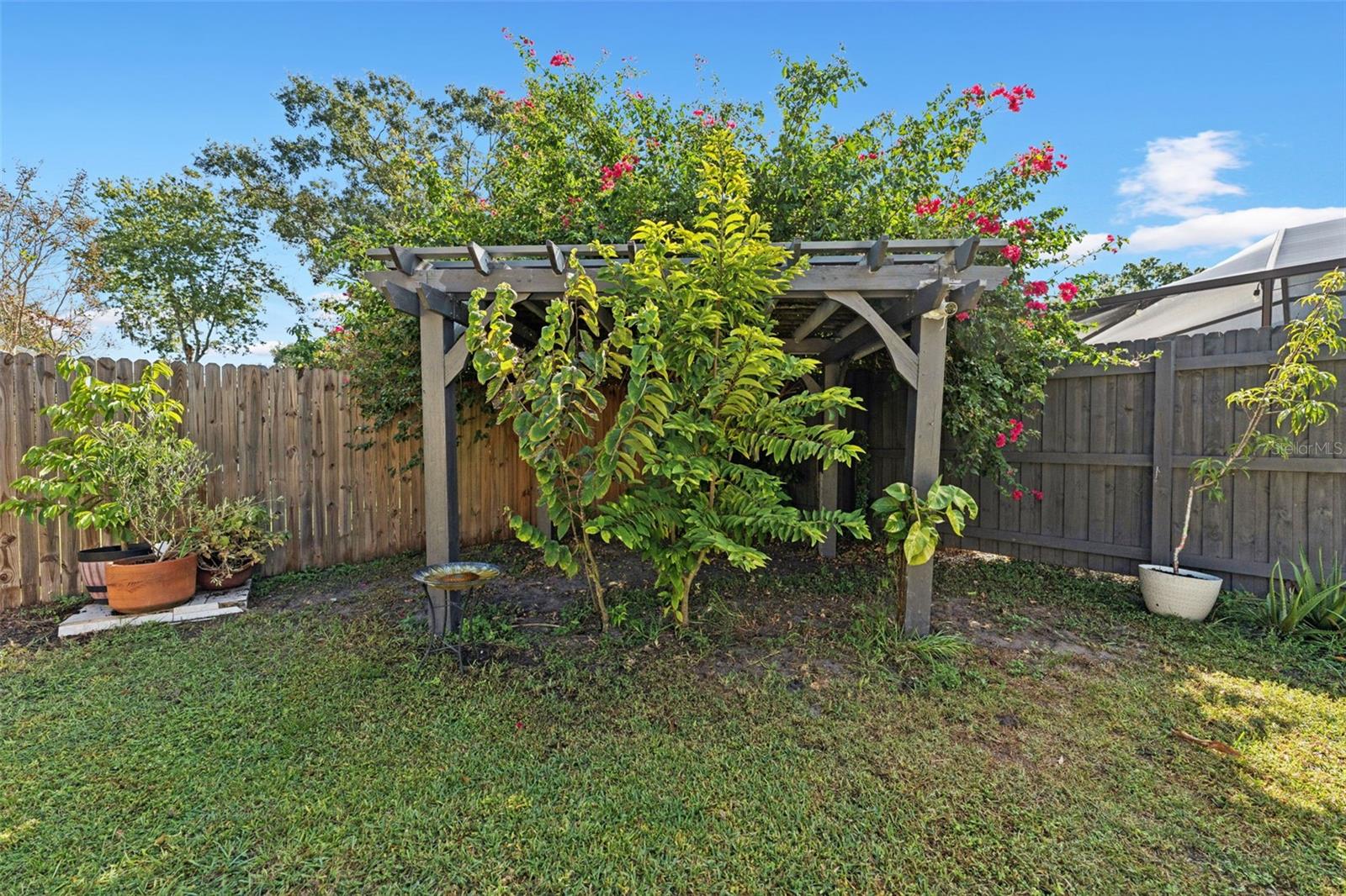 Image 32 of 39 For 5816 Silver Moon Avenue