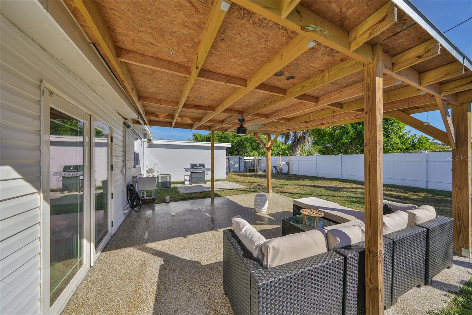 Image 27 of 45 For 9333 86th Way N