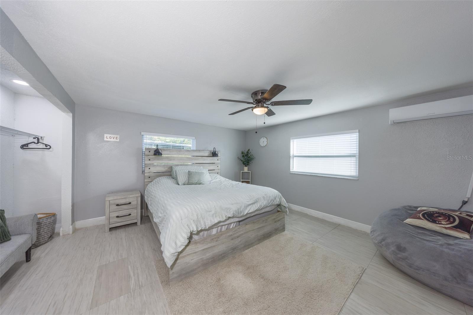 Image 4 of 45 For 9333 86th Way N