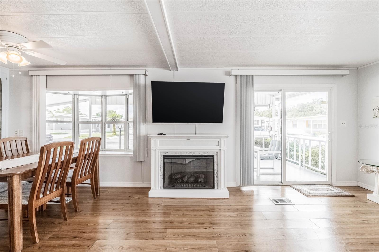 Image 10 of 38 For 5412 Amanda Street