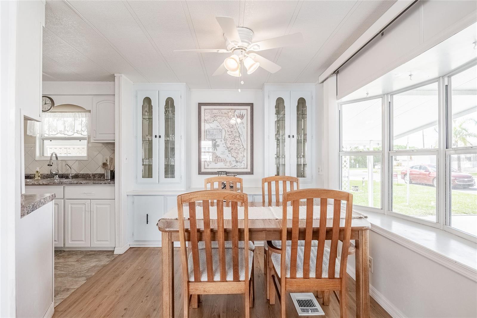Image 12 of 38 For 5412 Amanda Street