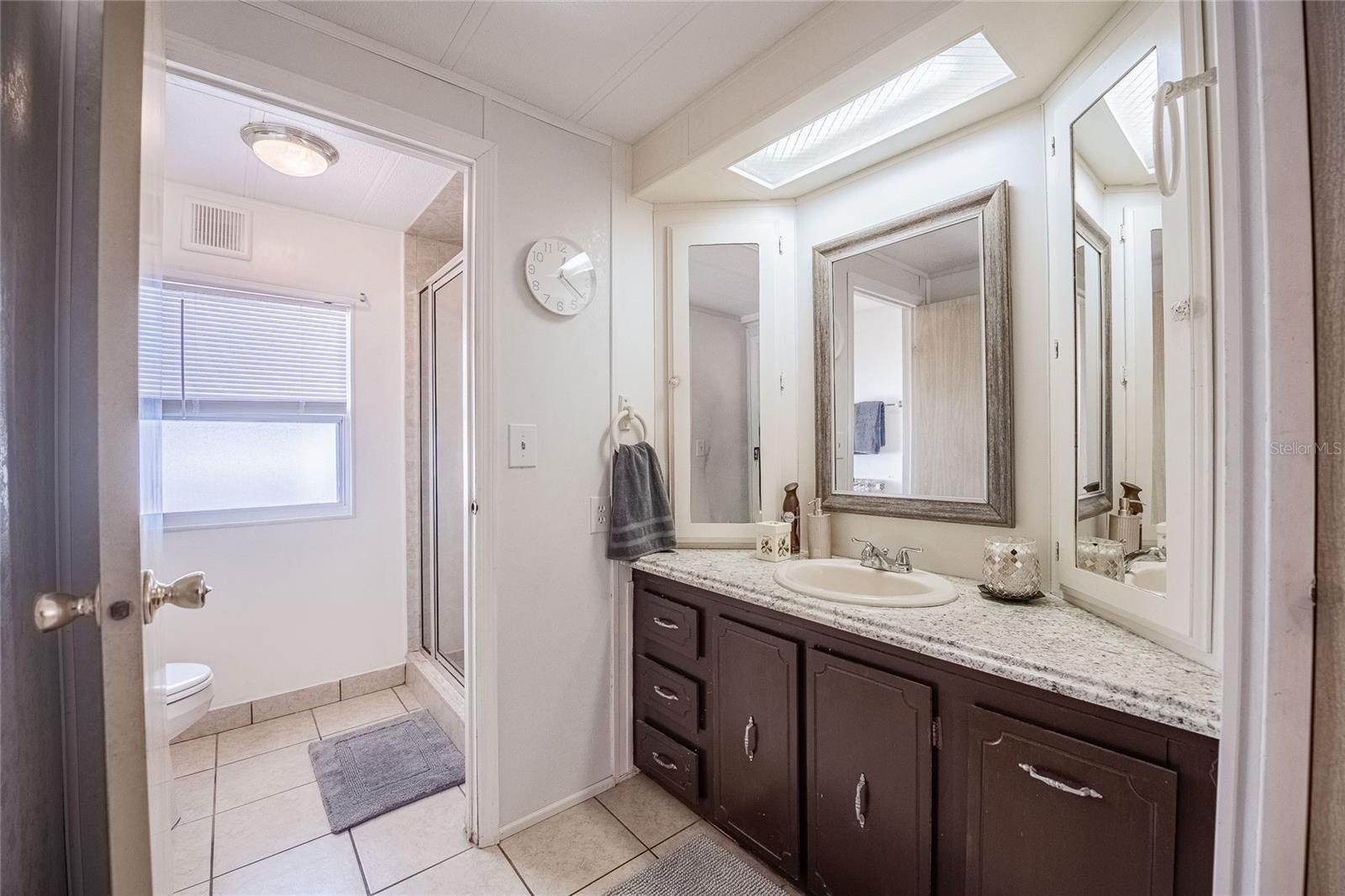 Image 19 of 38 For 5412 Amanda Street