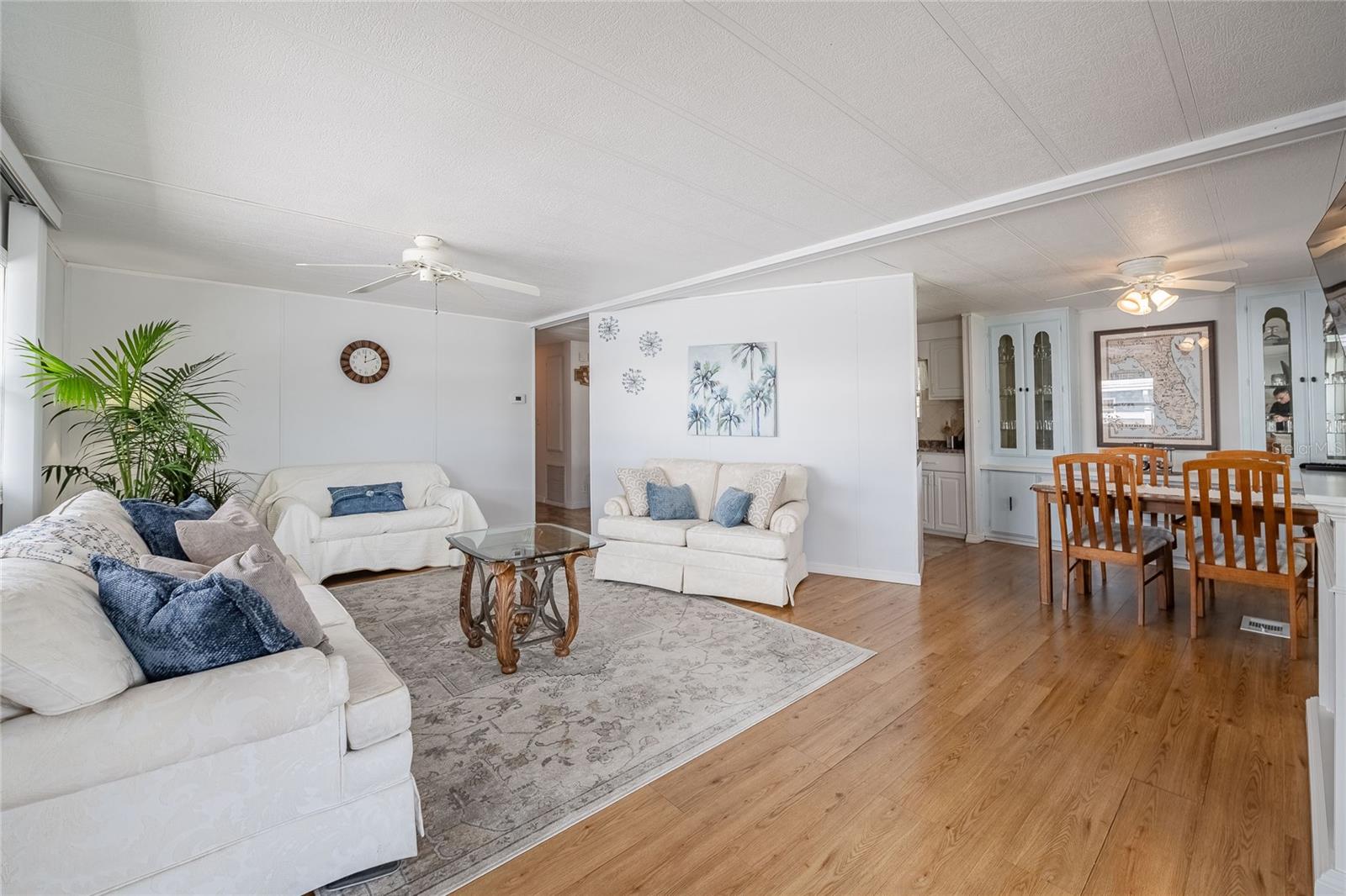 Image 8 of 38 For 5412 Amanda Street