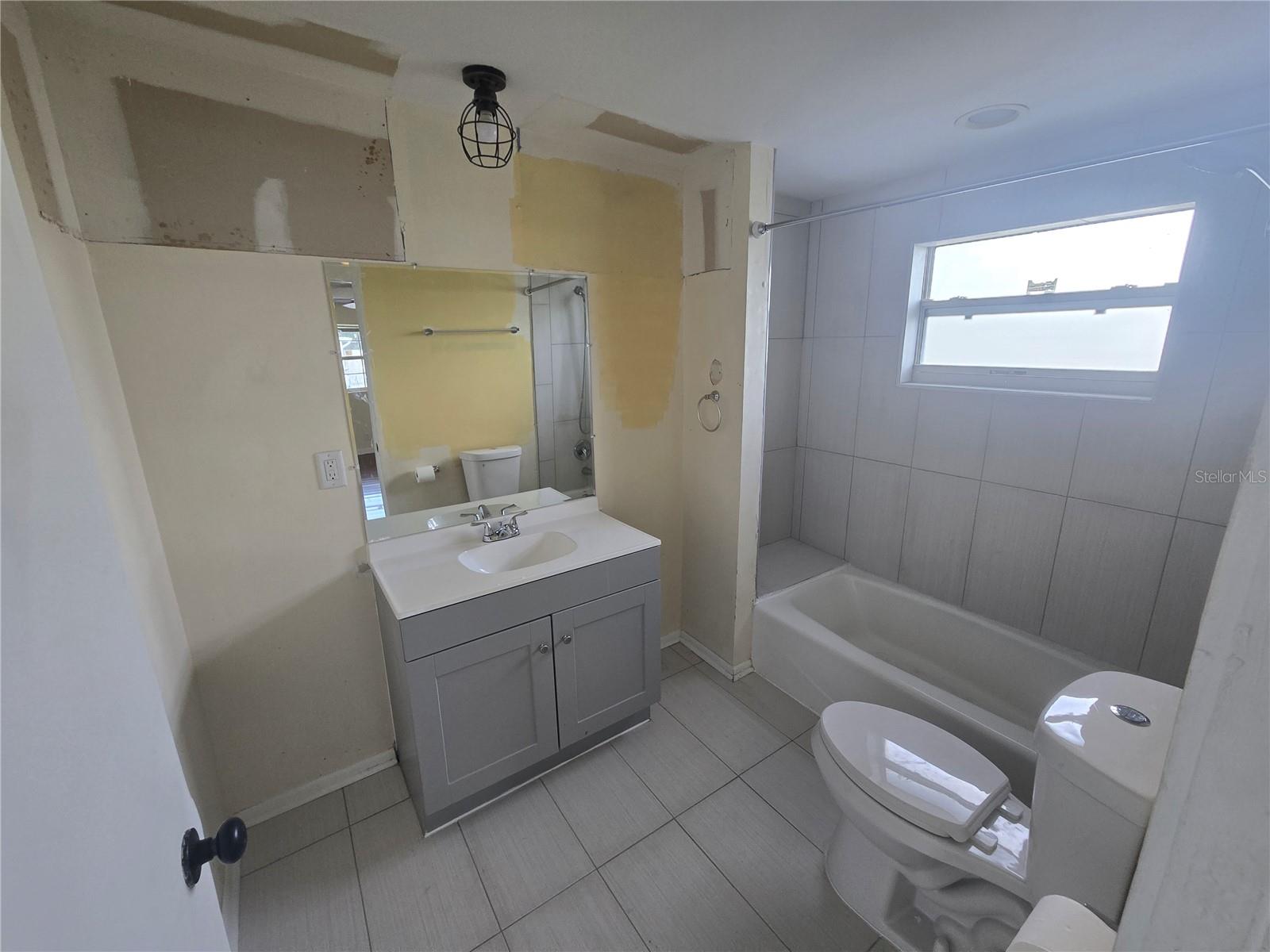 Image 19 of 24 For 7401 36th Avenue N