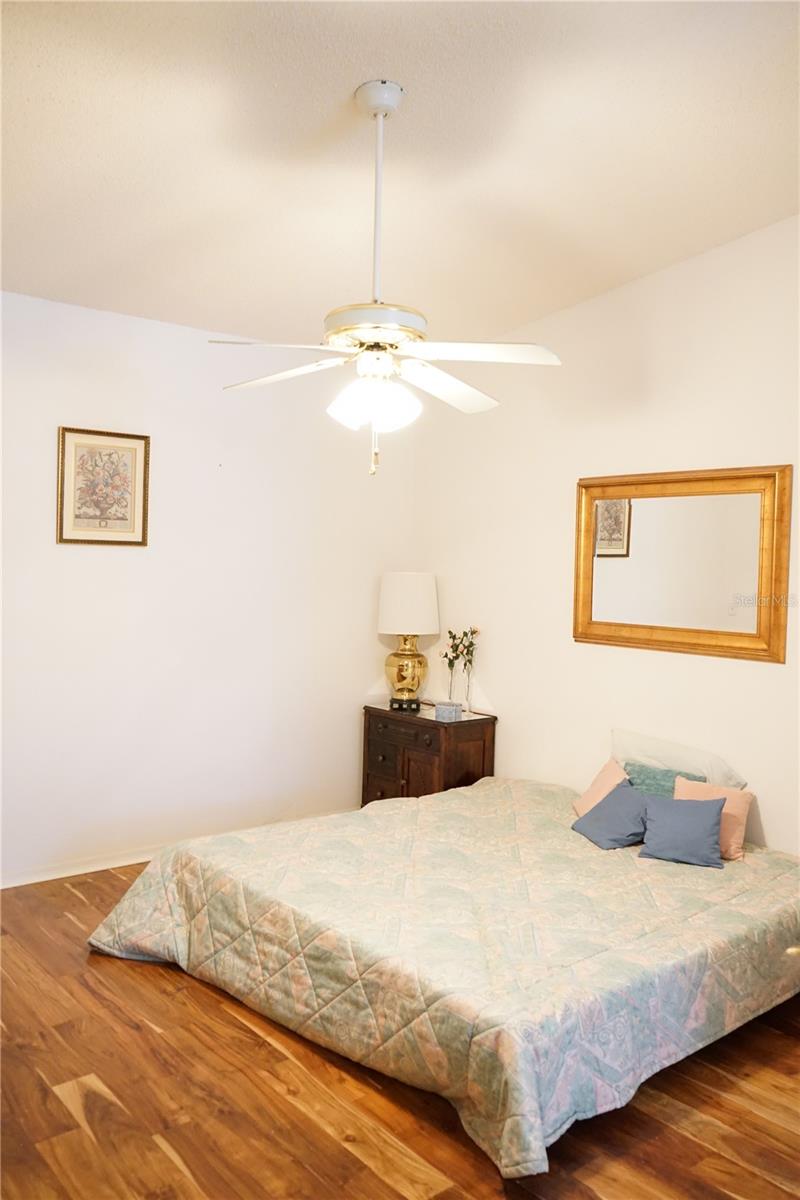 Image 28 of 74 For 653 Mcdaniel Street 178