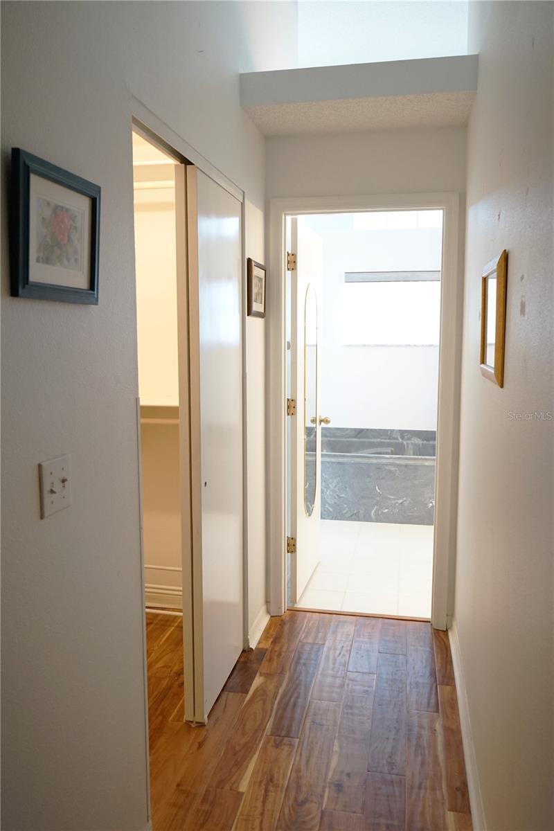 Image 32 of 74 For 653 Mcdaniel Street 178