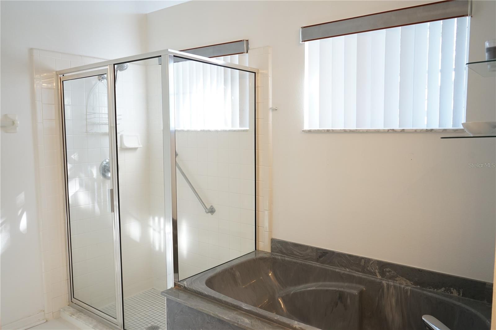 Image 36 of 74 For 653 Mcdaniel Street 178