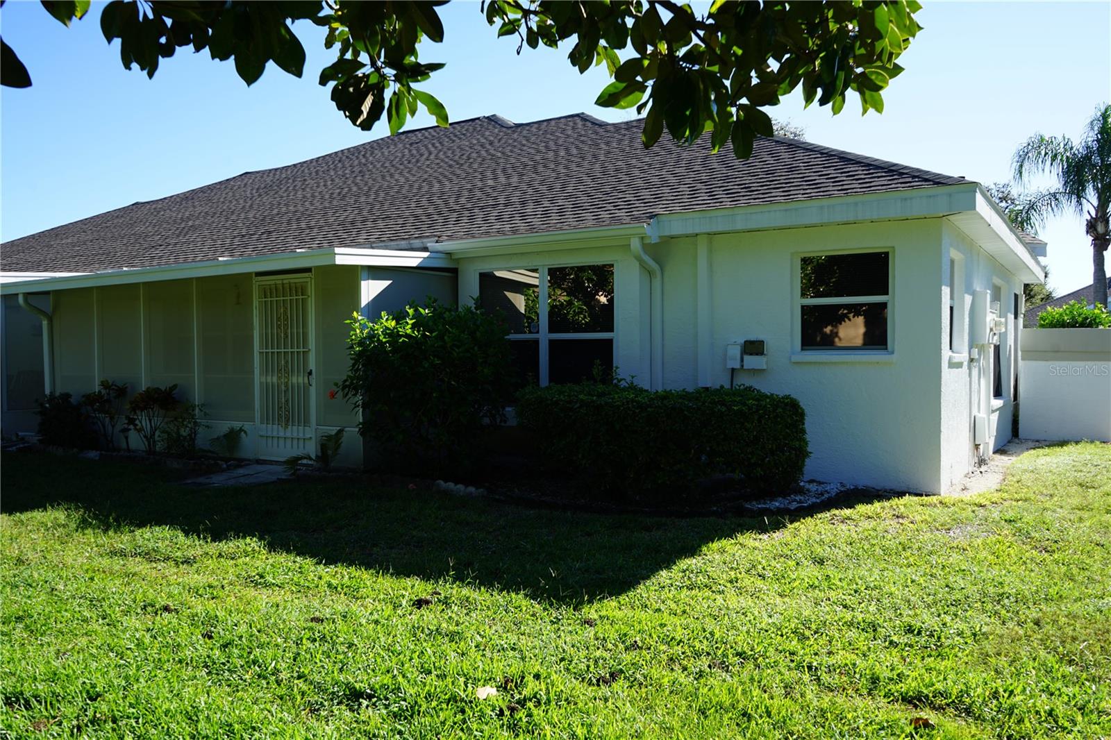 Image 43 of 74 For 653 Mcdaniel Street 178