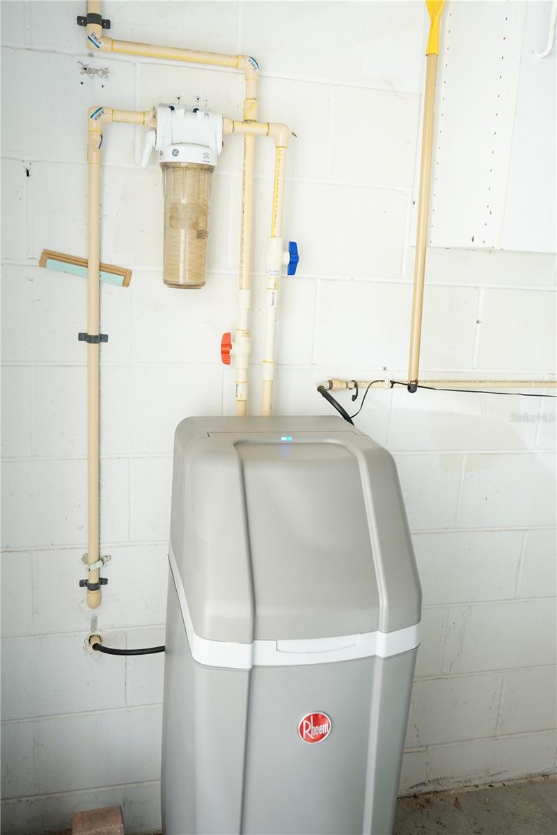 Image 45 of 74 For 653 Mcdaniel Street 178