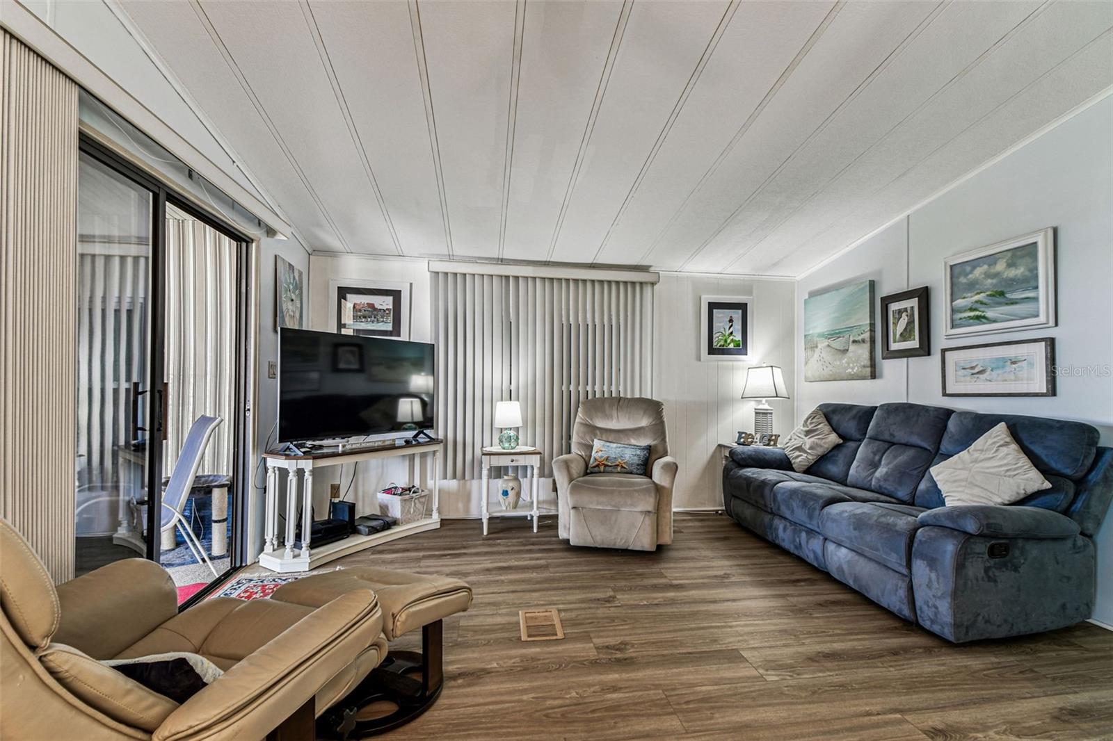 Image 19 of 77 For 12501 Ulmerton Road 71