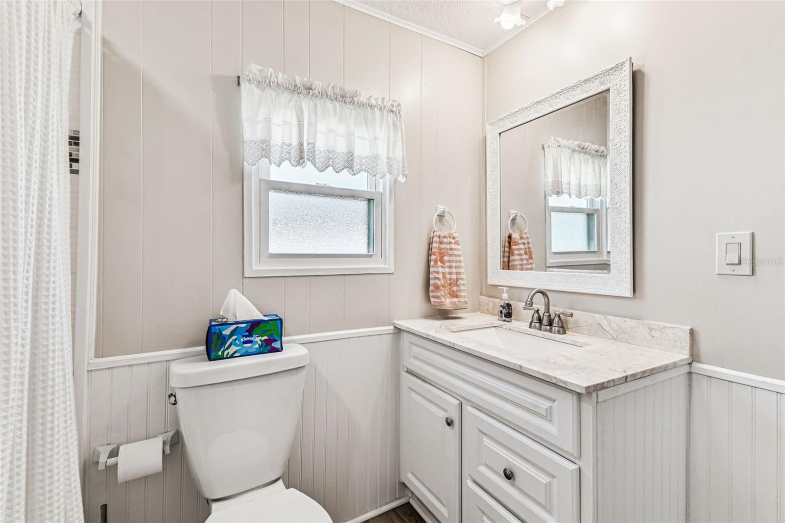 Image 36 of 77 For 12501 Ulmerton Road 71