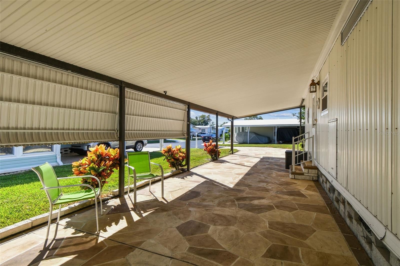 Image 6 of 77 For 12501 Ulmerton Road 71
