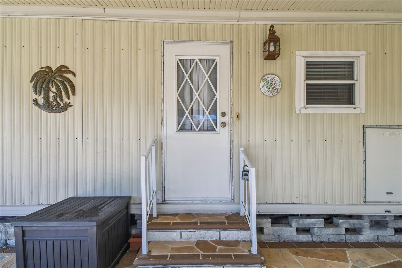 Image 7 of 77 For 12501 Ulmerton Road 71