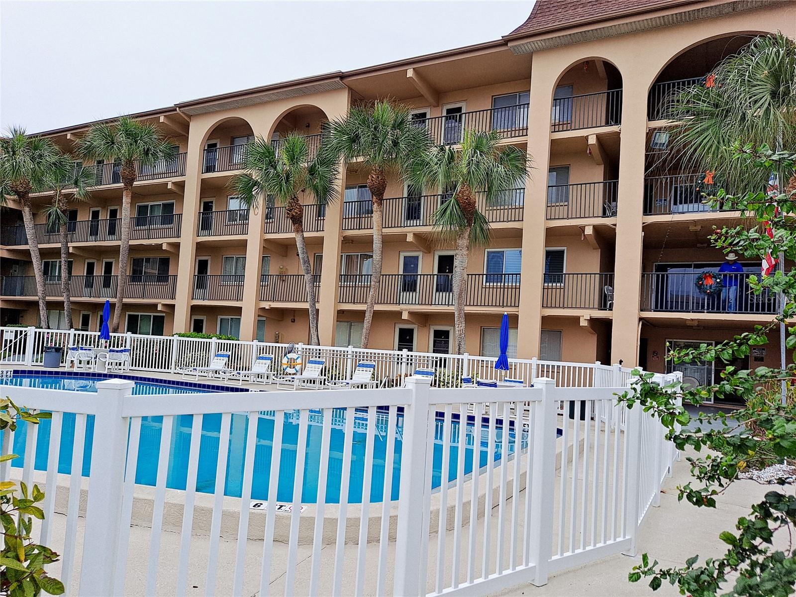 Details for 2525 Bay Drive A35, BELLEAIR BLUFFS, FL 33770