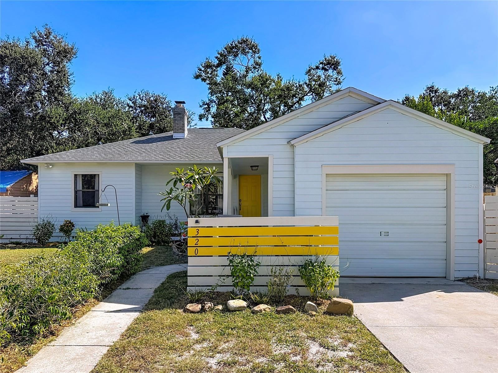 Image 13 of 65 For 320 Kingston Street S