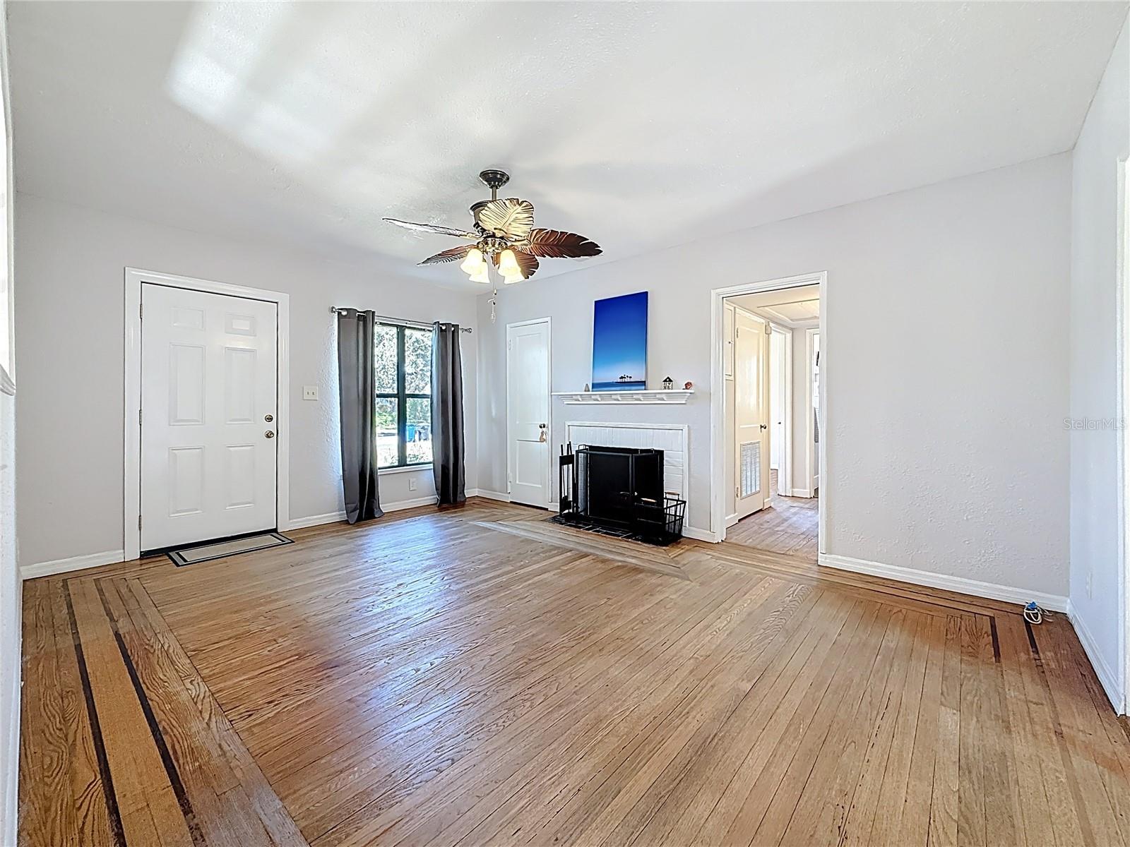 Image 19 of 65 For 320 Kingston Street S