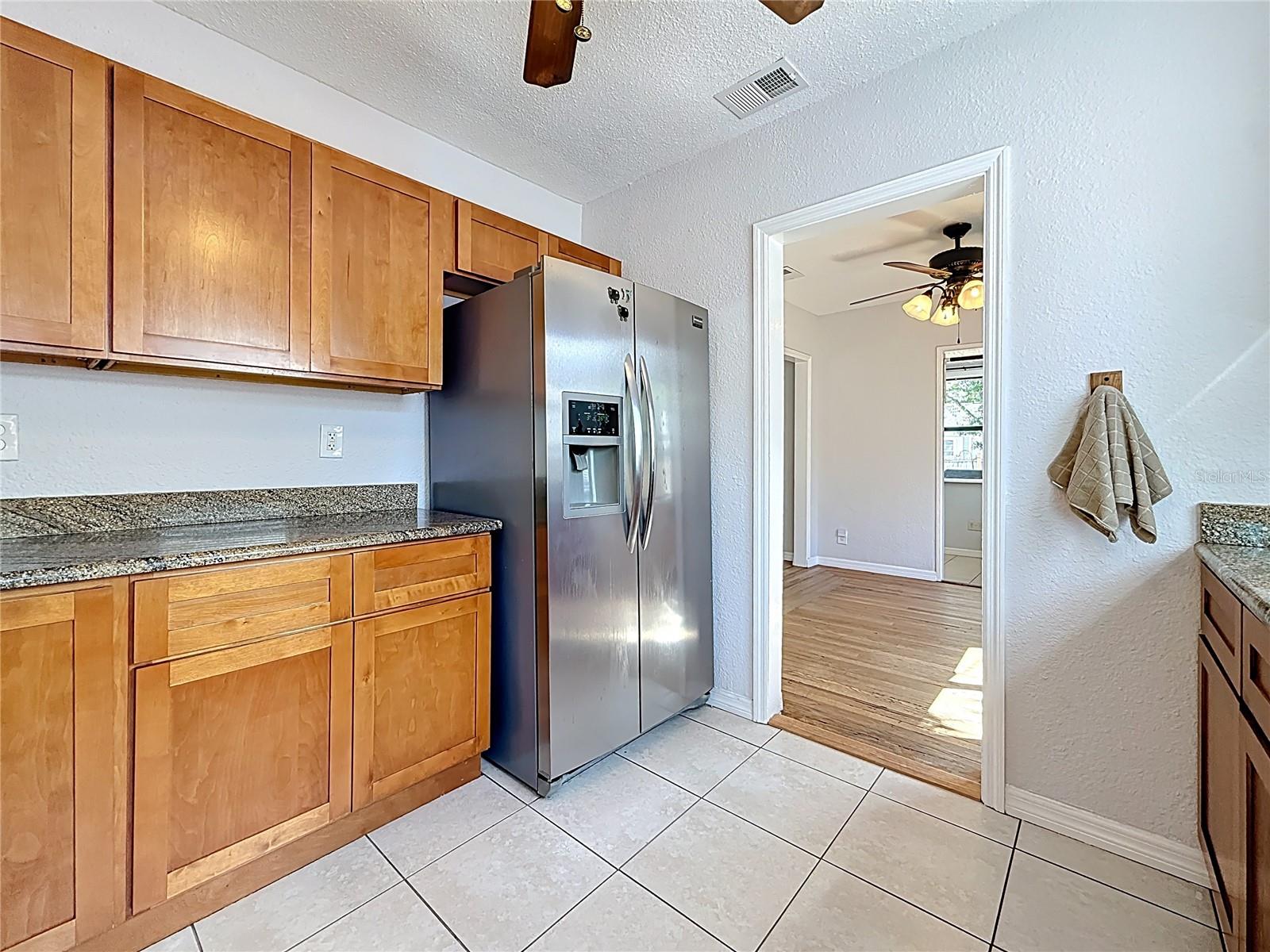 Image 31 of 65 For 320 Kingston Street S