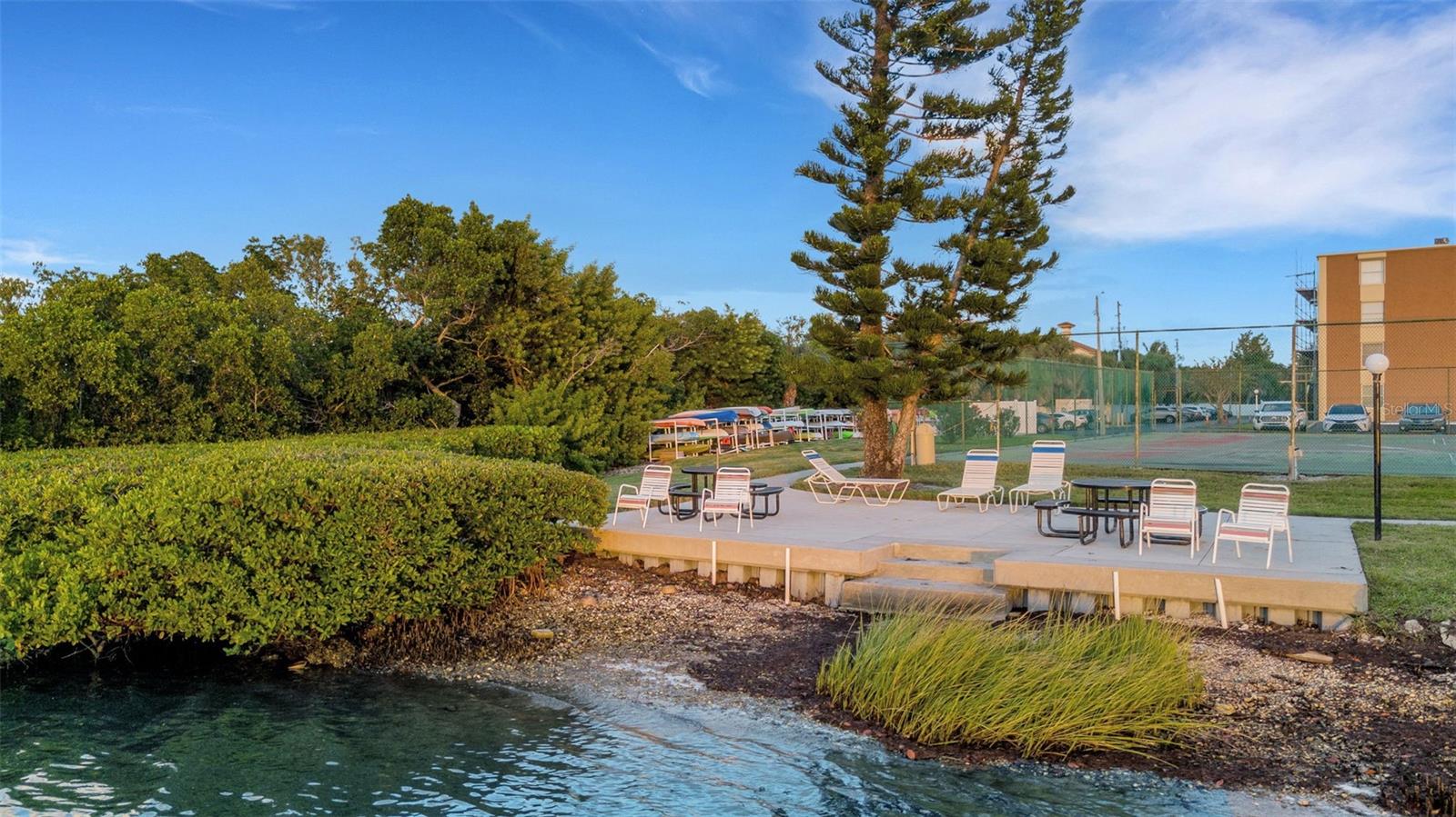 Image 12 of 51 For 12760 Indian Rocks Road 1087