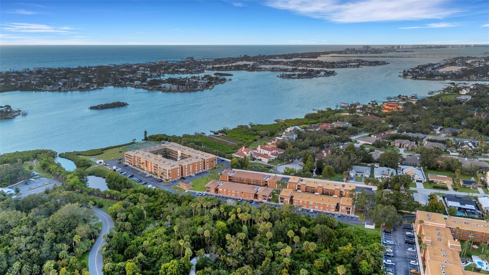 Image 3 of 51 For 12760 Indian Rocks Road 1087