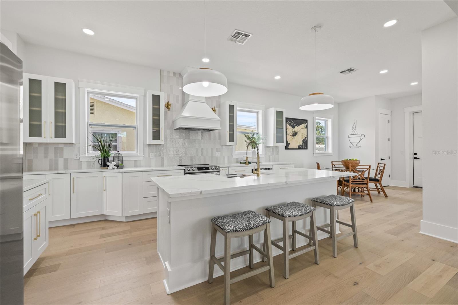 Image 18 of 52 For 6901 3rd Avenue N