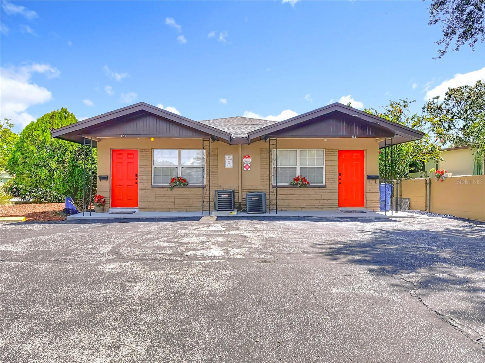 Image 12 of 100 For 139 Jefferson Circle N