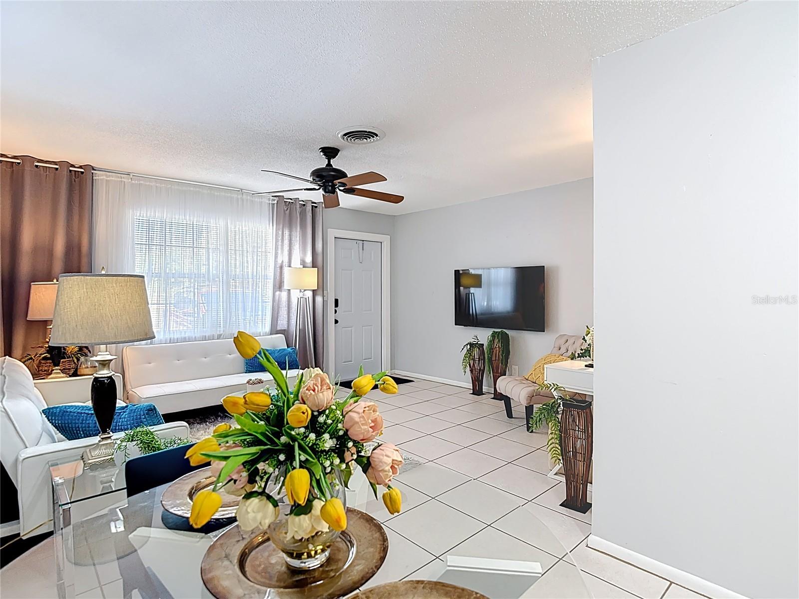 Image 19 of 100 For 139 Jefferson Circle N