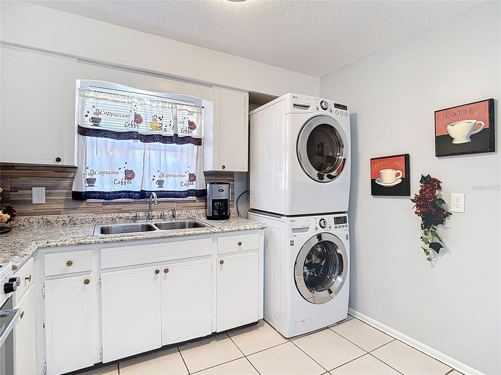 Image 20 of 100 For 139 Jefferson Circle N