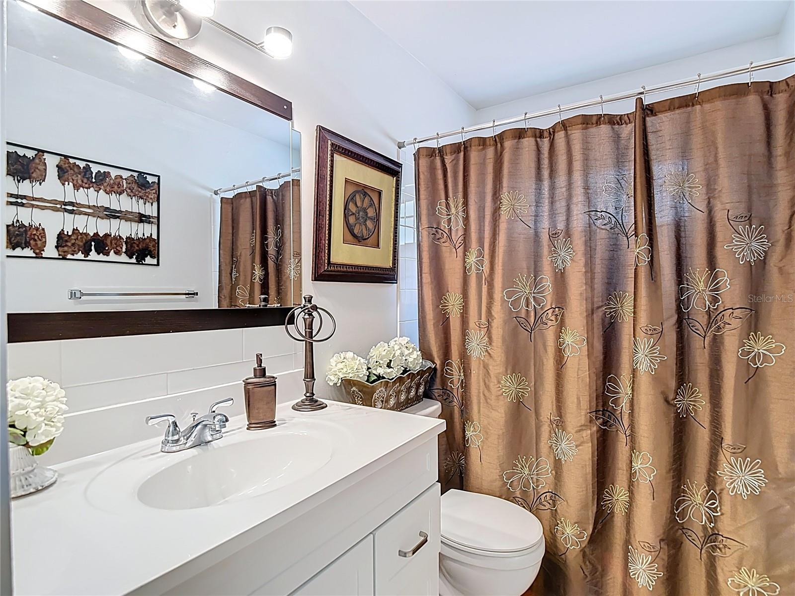 Image 27 of 100 For 139 Jefferson Circle N