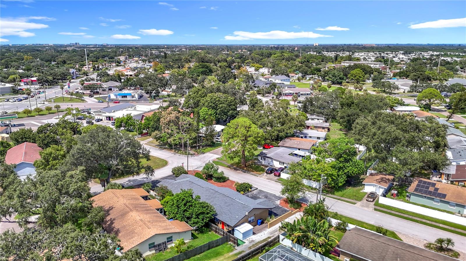 Image 3 of 100 For 139 Jefferson Circle N