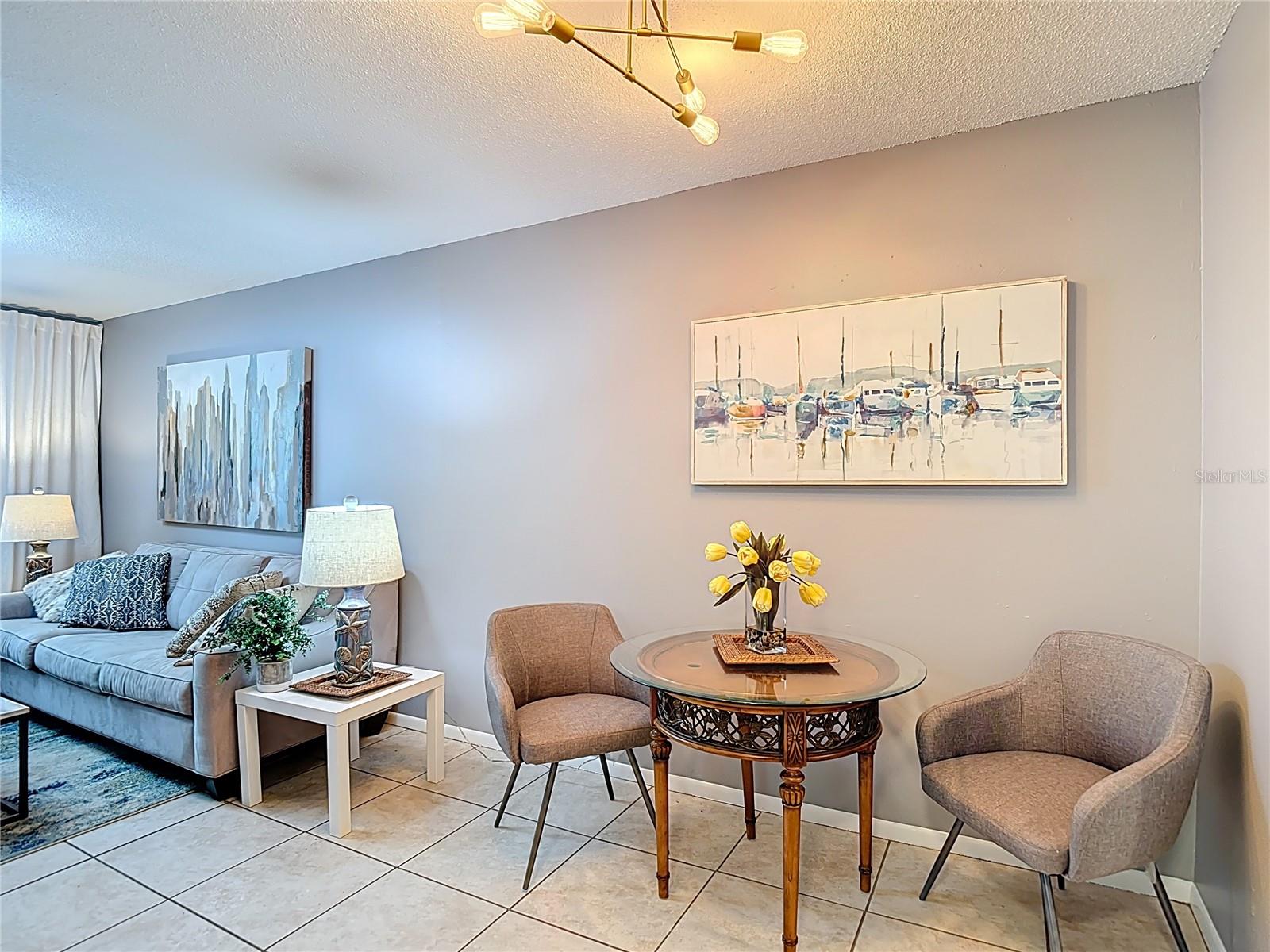 Image 33 of 100 For 139 Jefferson Circle N