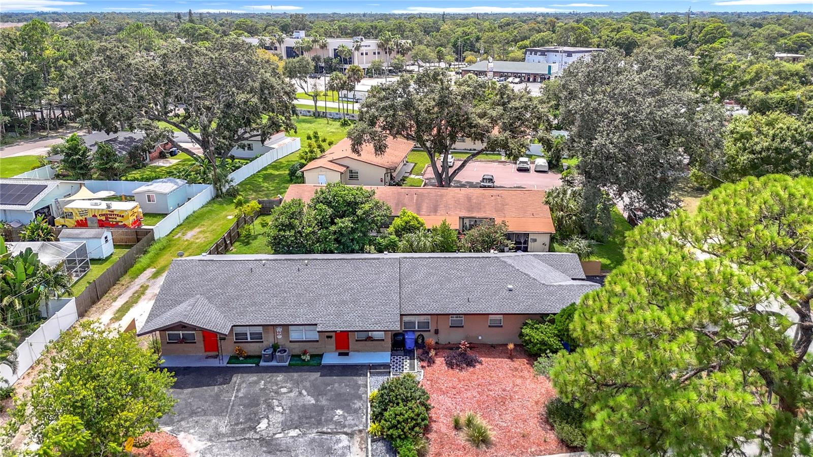 Image 4 of 100 For 139 Jefferson Circle N