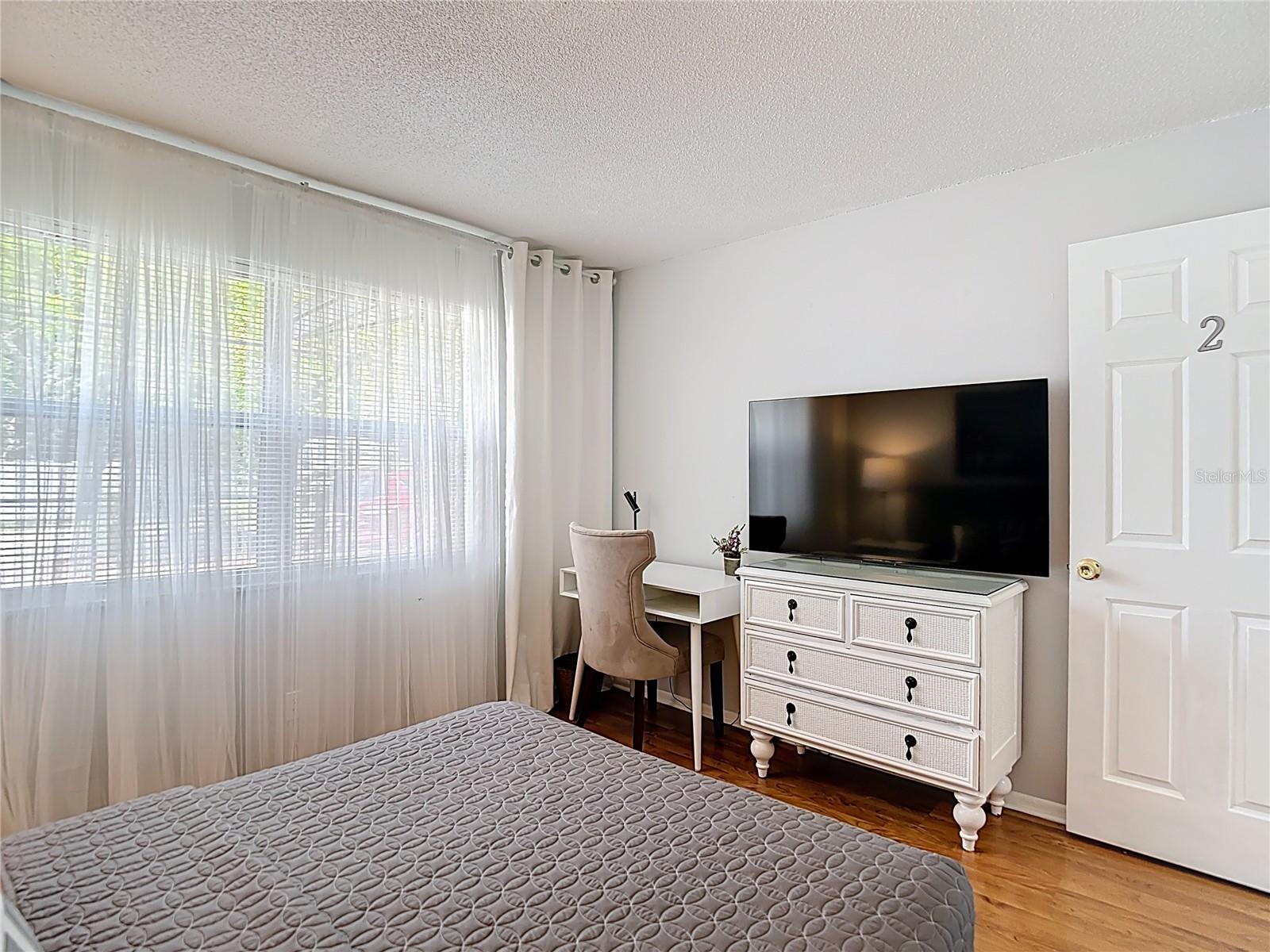 Image 61 of 100 For 139 Jefferson Circle N