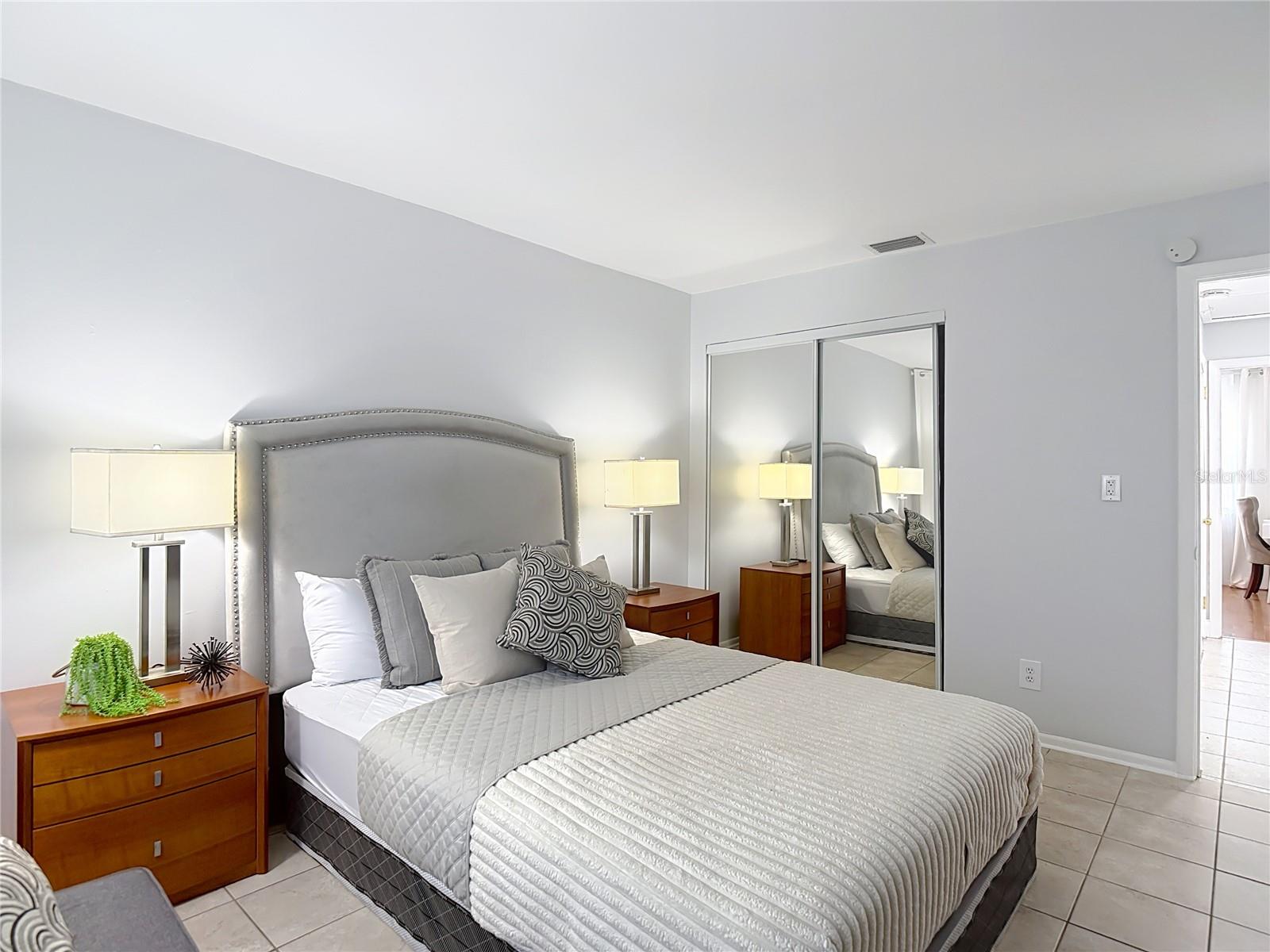 Image 64 of 100 For 139 Jefferson Circle N