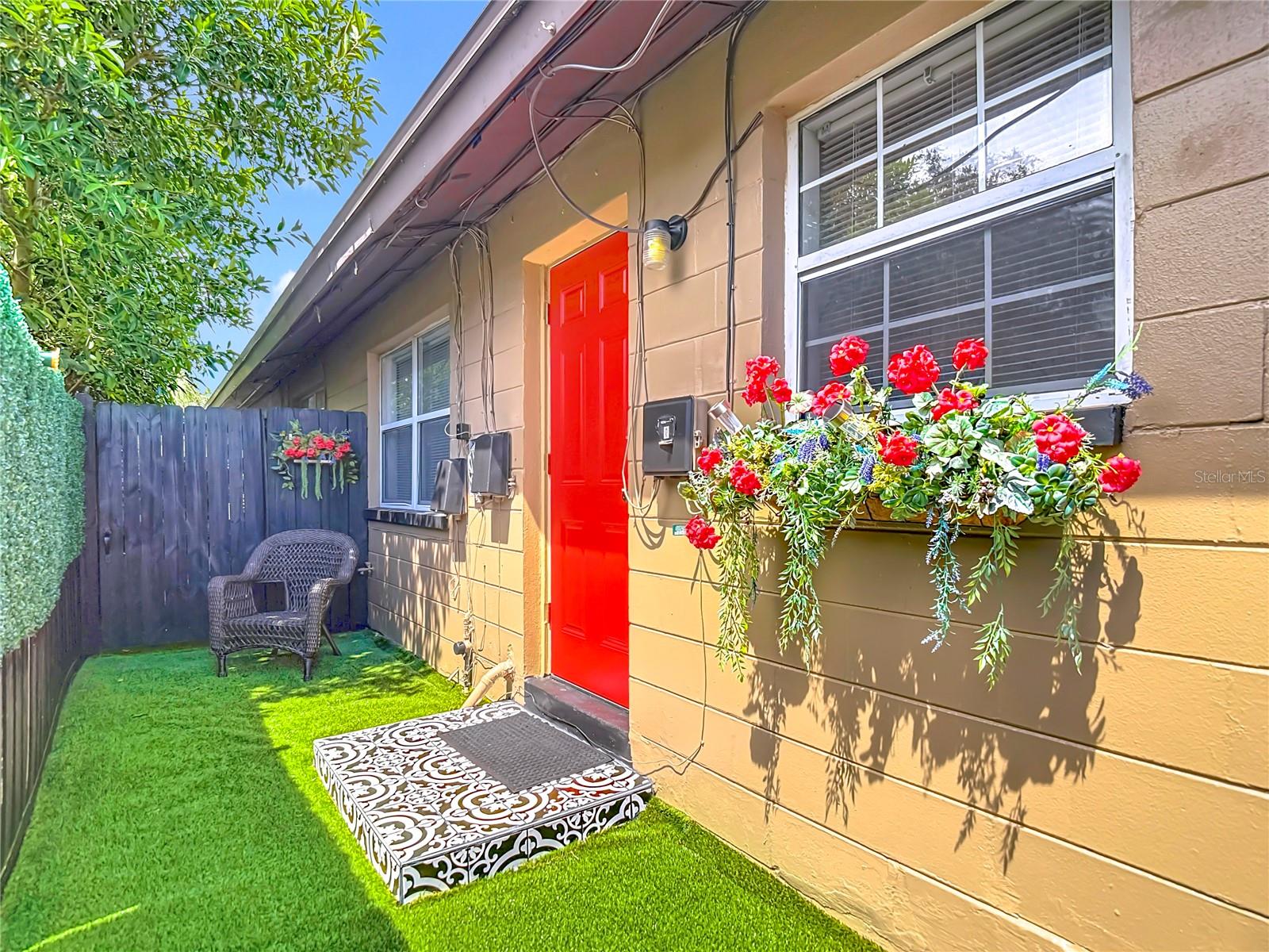 Image 72 of 100 For 139 Jefferson Circle N