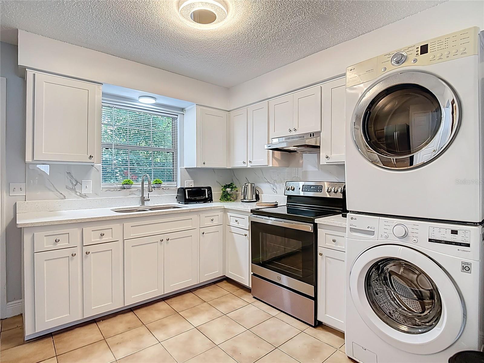 Image 79 of 100 For 139 Jefferson Circle N