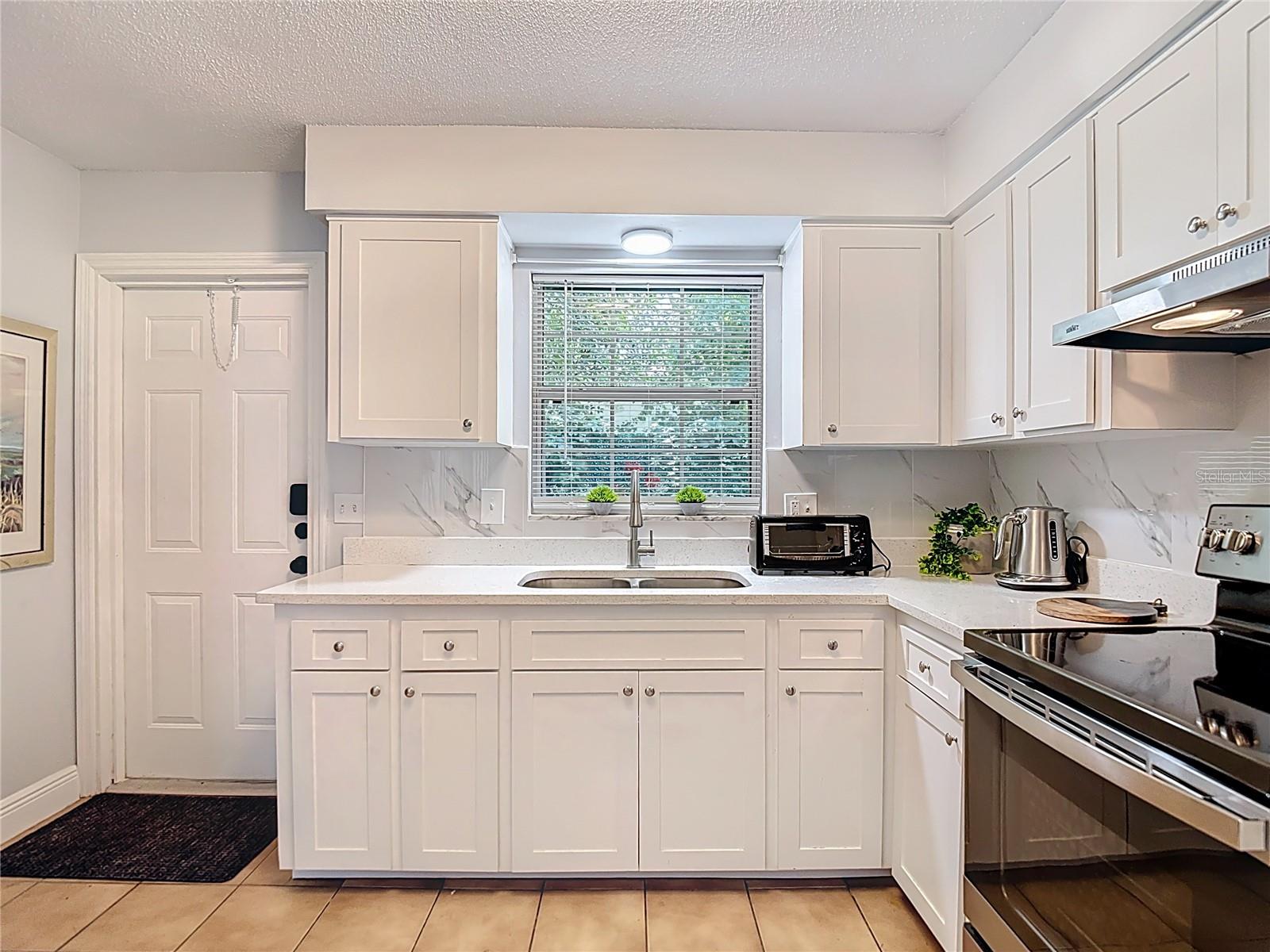 Image 80 of 100 For 139 Jefferson Circle N