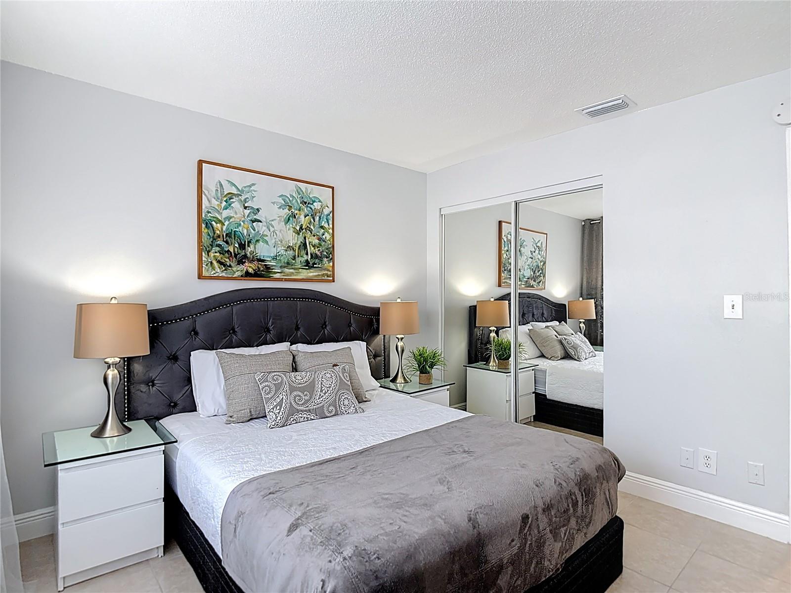 Image 85 of 100 For 139 Jefferson Circle N