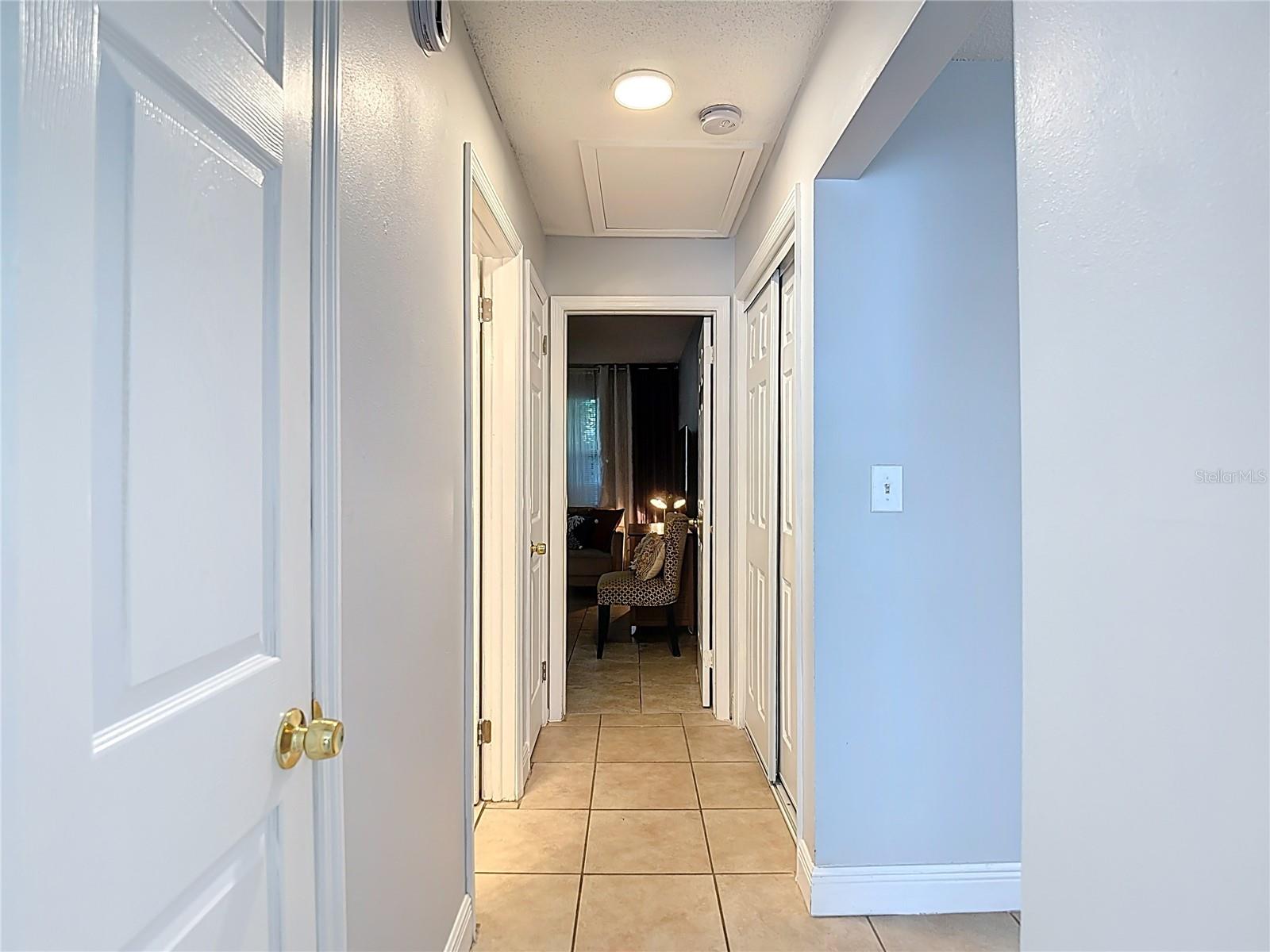 Image 87 of 100 For 139 Jefferson Circle N