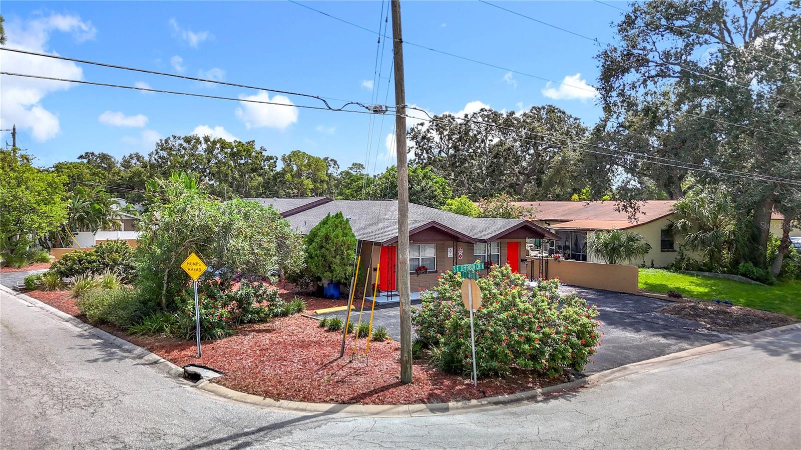 Image 9 of 100 For 139 Jefferson Circle N