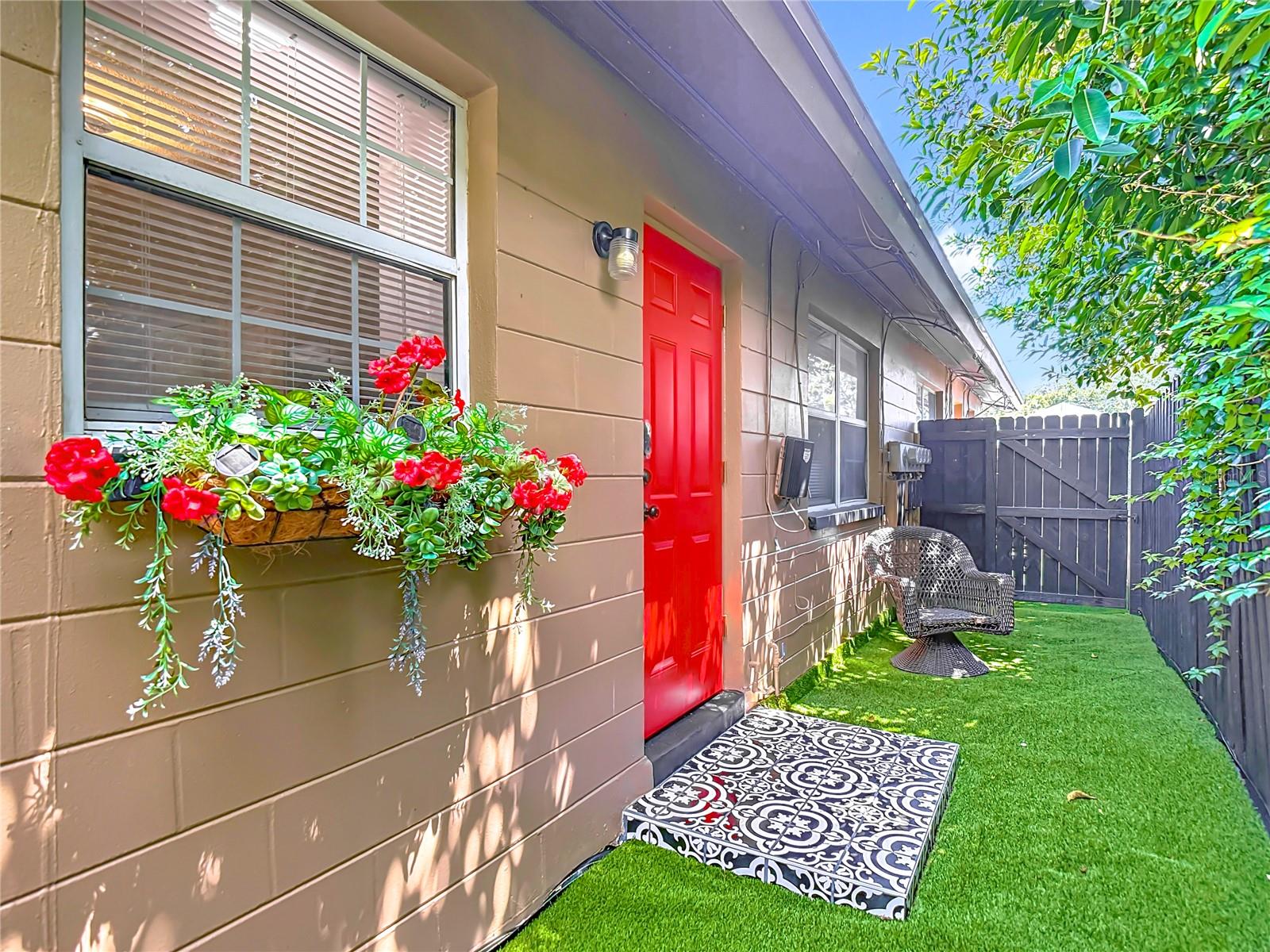 Image 93 of 100 For 139 Jefferson Circle N