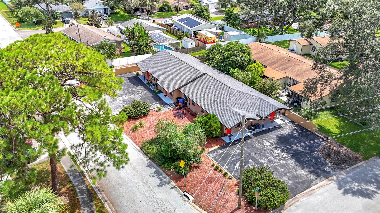 Image 97 of 100 For 139 Jefferson Circle N